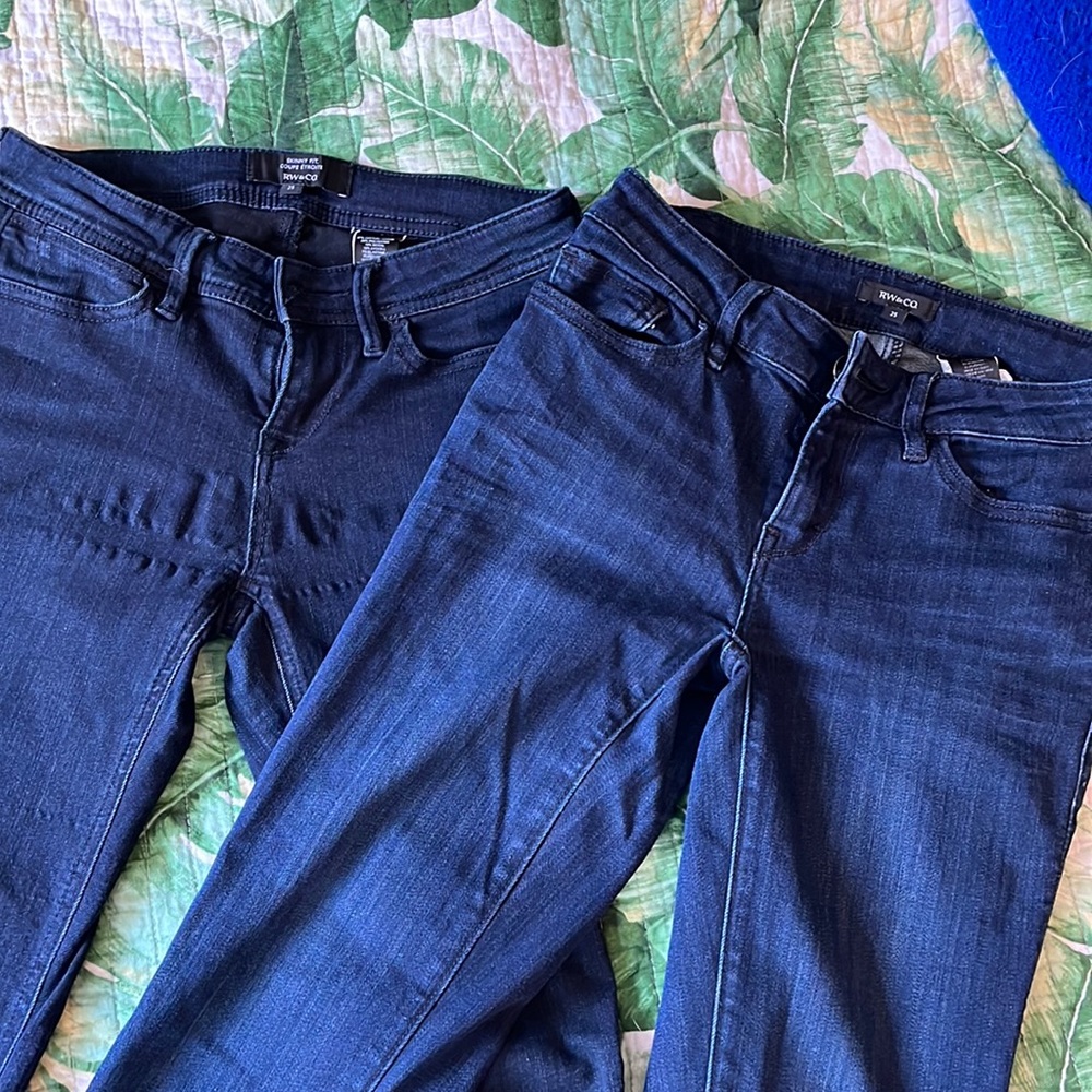 Lot 2 pairs RW&CO jeans